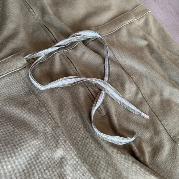 CAbi Olive Green Squad Romper Jumpsuit Onesie L - Picture 8 of 13